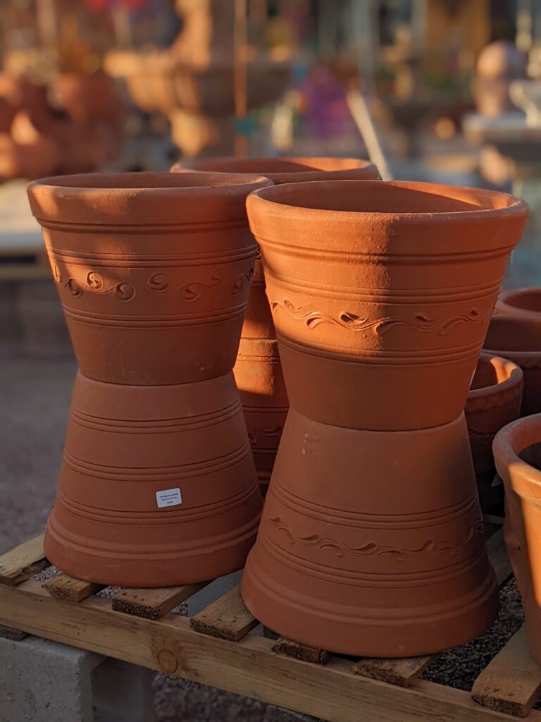 Red Clay Vaso Planter